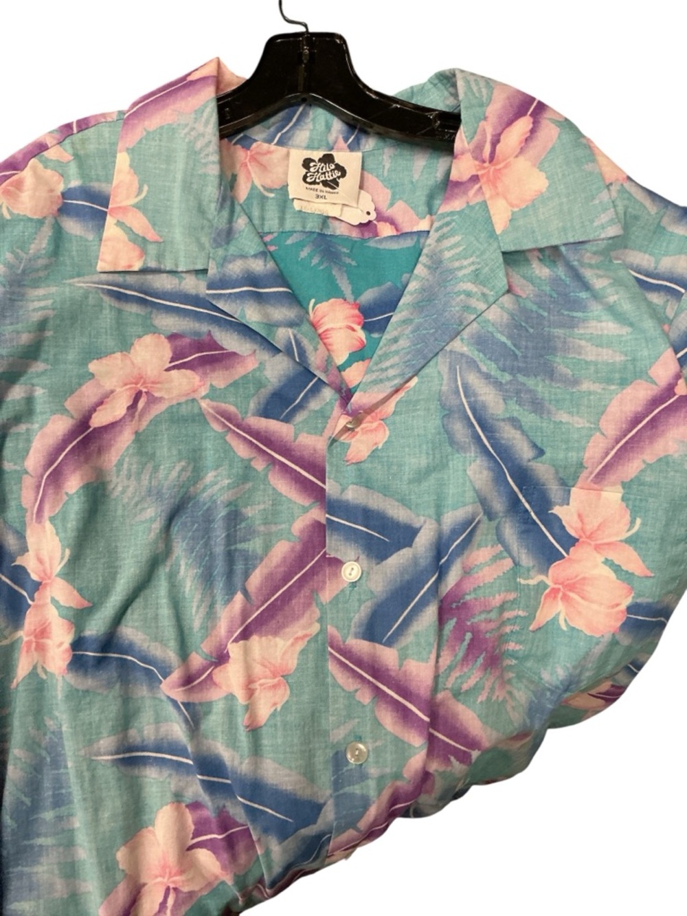 Hilo Hattie Teal Floral Hawaiian Button-Up